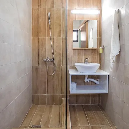 Διαμέρισμα Zoe Πίροτ