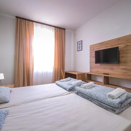 Zoe Διαμέρισμα Πίροτ