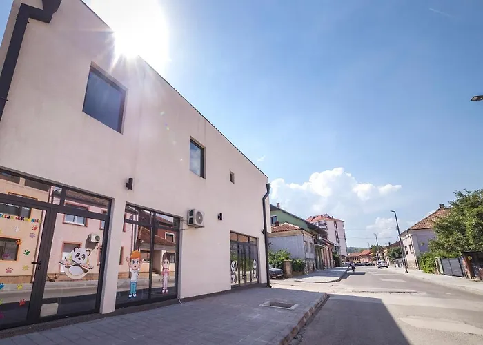 Zoe 公寓 皮罗特